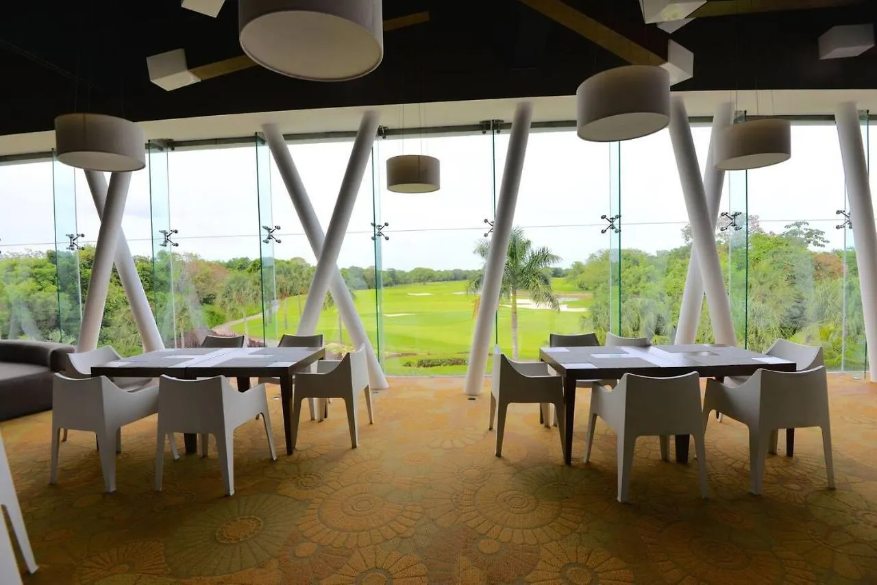 Apartmán Deluxe Suite Beachside, Private Beach Club And Golf Playa del Carmen