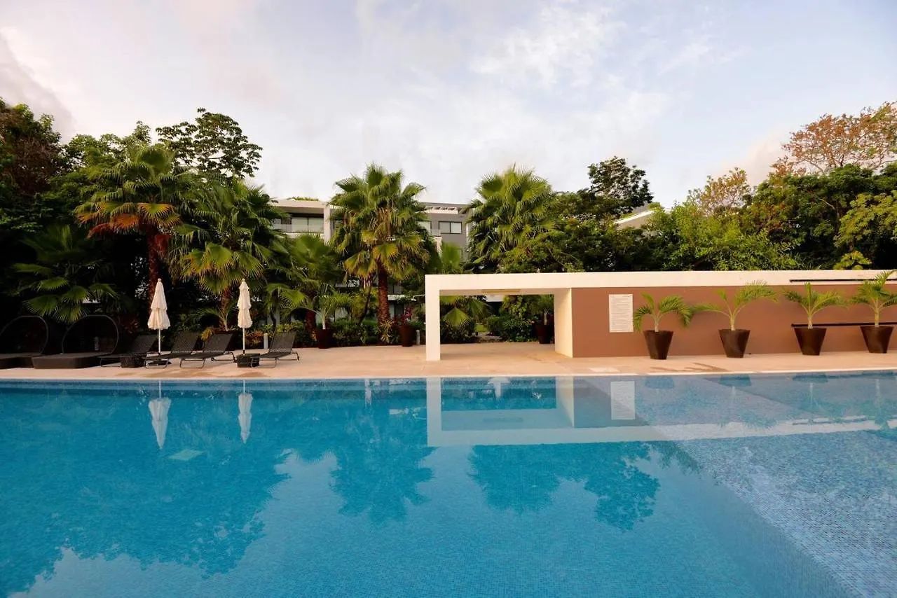 Deluxe Suite Beachside, Private Beach Club And Golf Playa del Carmen 0*,